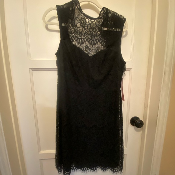 Betsy Johnson Dress Size 10 - Picture 4 of 9